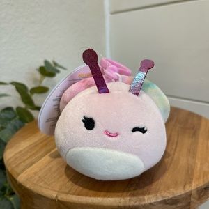 NWT squishmallows “Silvina” pink snail    3” squish clip on keychain